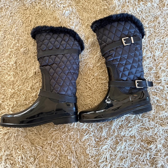 Michael Kors Fulton Harness Black Quilted Faux Fur Rain Boots Womens Size 10 - Picture 2 of 8
